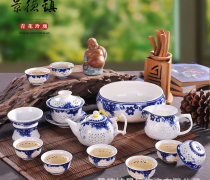 瓷都匠心，美妝雅韻 景德鎮玲瓏茶杯與精選化妝品推薦